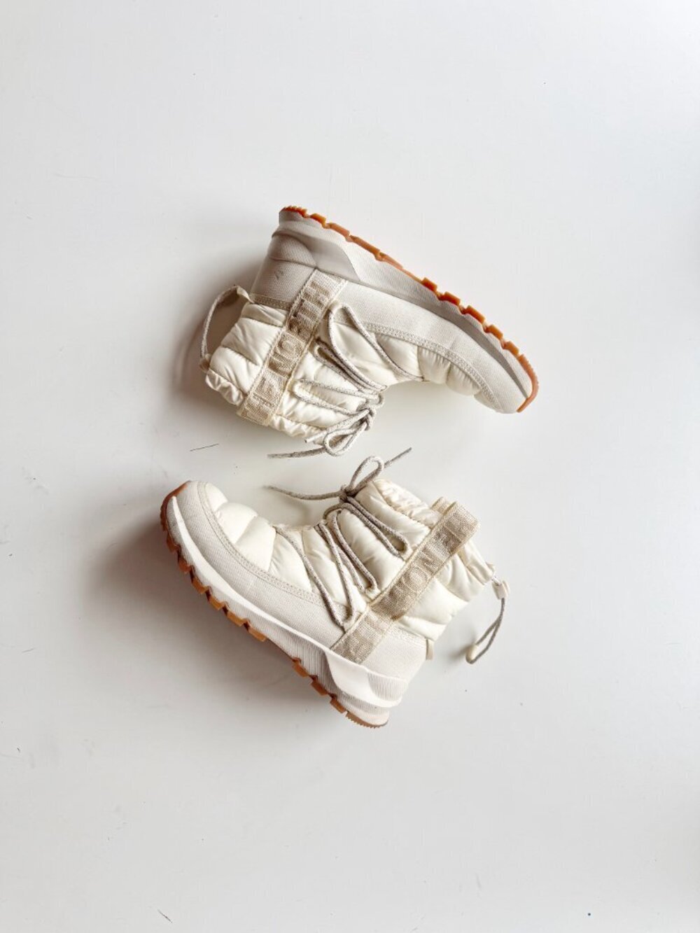 THE NORTH FACE Thermoball Ivory White BeigeQuilted Faux Fur Winter Boots, Size 6